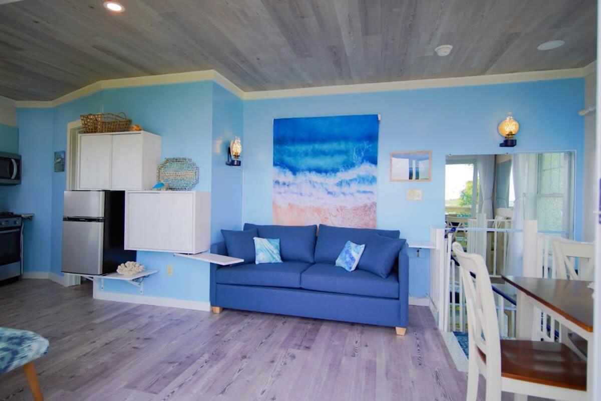 Loza House Coastal Design Unit With Lake & Mountain Views بلاتسبورغ المظهر الخارجي الصورة