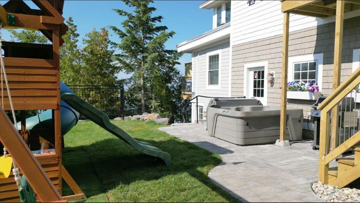Loza House Coastal Design Unit With Lake & Mountain Views بلاتسبورغ المظهر الخارجي الصورة